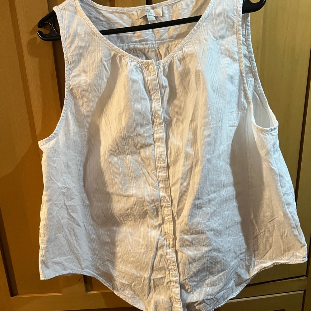 LOFT White Sleeveless Button-Front Blouse